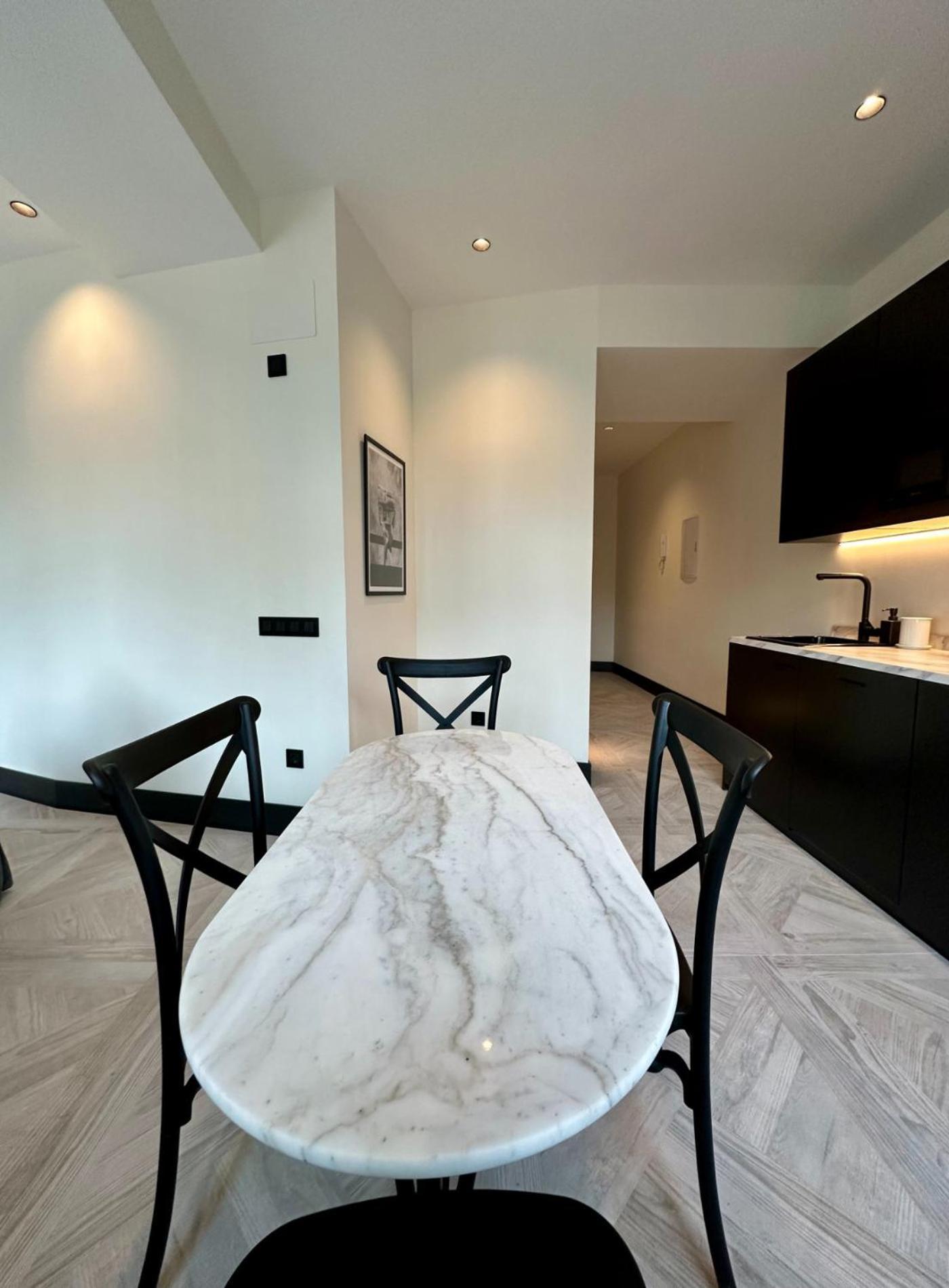 Chic Apt Para 4Pax En Plaza Del Carmen-Gran Via E2 มาดริด ภายนอก รูปภาพ